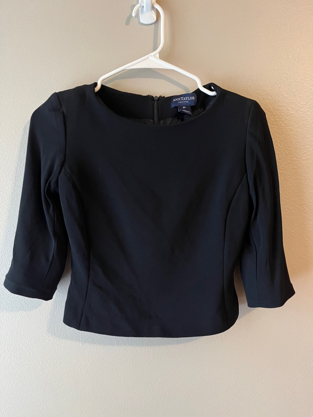Ann Taylor Black 3/4 Sleeve Crewneck Ponte Top